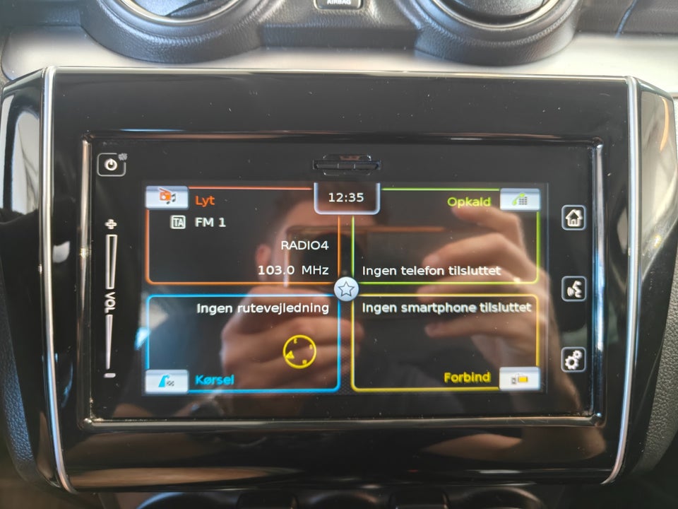 Suzuki Swift 1,2 mHybrid Exclusive CVT 5d