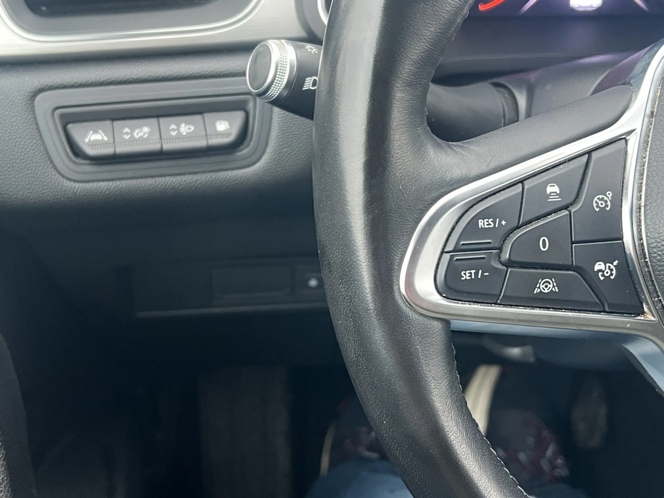 Renault Captur 1,6 E-Tech Intens 5d