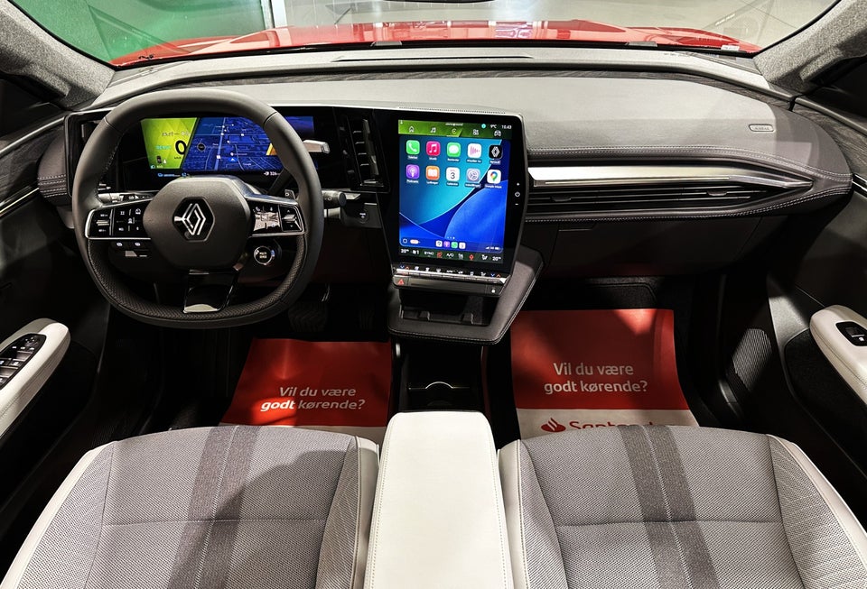 Renault Scenic E-Tech 87 Iconic 5d