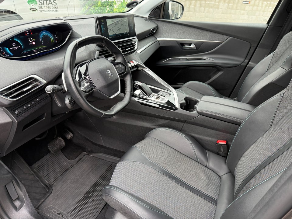 Peugeot 3008 1,6 Hybrid Allure Pack EAT8 5d