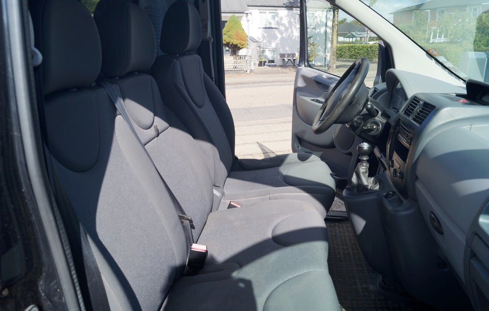 Peugeot Expert 2,0 HDi 120 L1H1 Van 5d