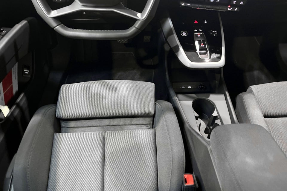 Audi Q4 e-tron 45 Progress 5d