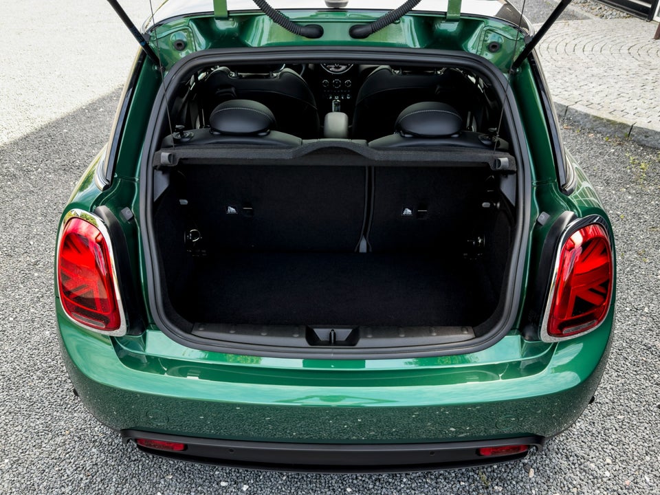 MINI Cooper SE Camden Edition 3d