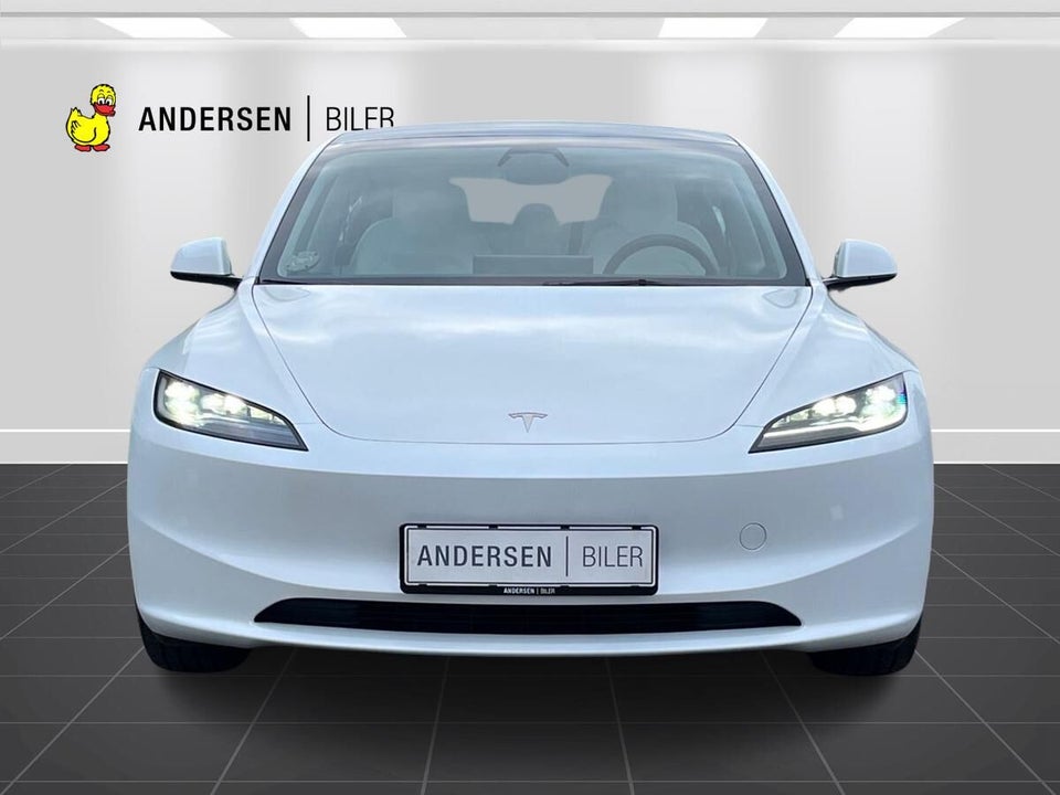 Tesla Model 3 RWD 4d