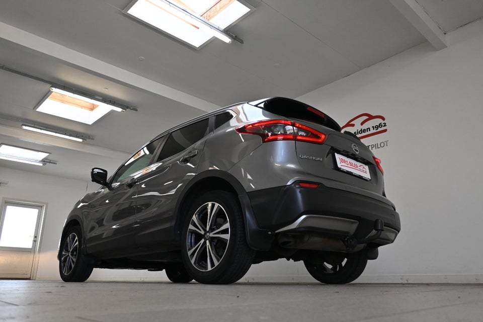 Nissan Qashqai 1,2 Dig-T 115 N-Connecta X-tr. 5d