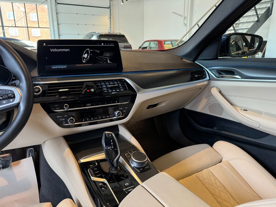 BMW 545e 3,0 M-Sport xDrive aut. 4d