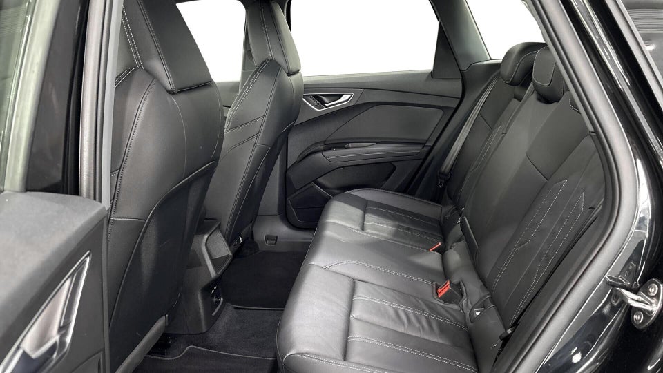 Audi Q4 e-tron 40 Attitude 5d