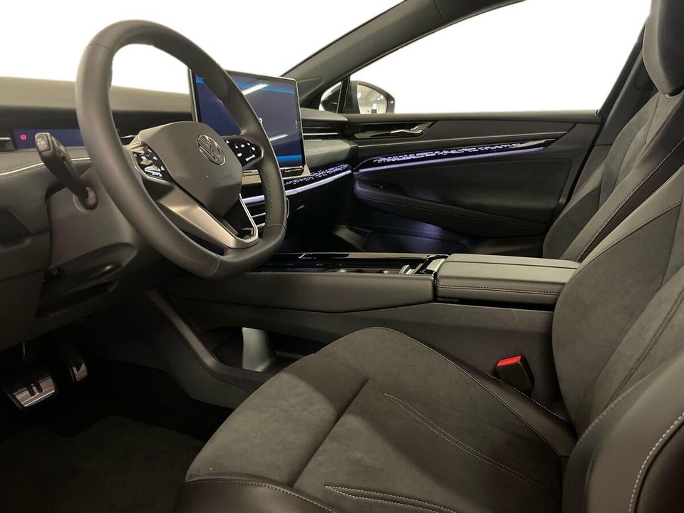 VW ID.7 86 Style S Tourer 5d
