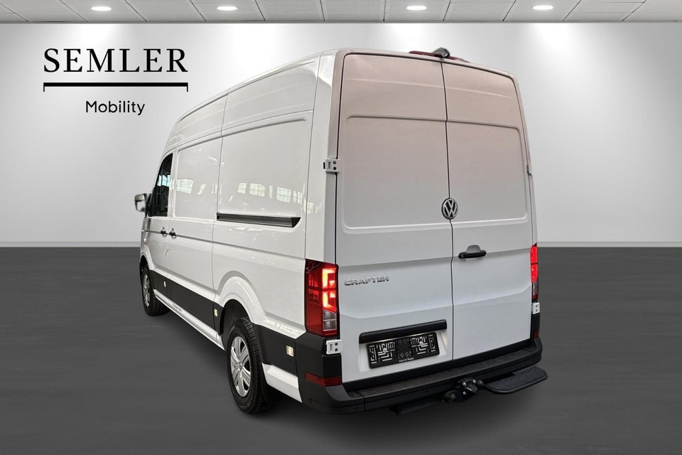 VW Crafter 35 2,0 TDi 177 Kassevogn L3H3 aut.