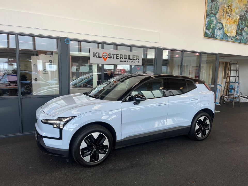 Volvo EX30 Standard Range Plus 5d