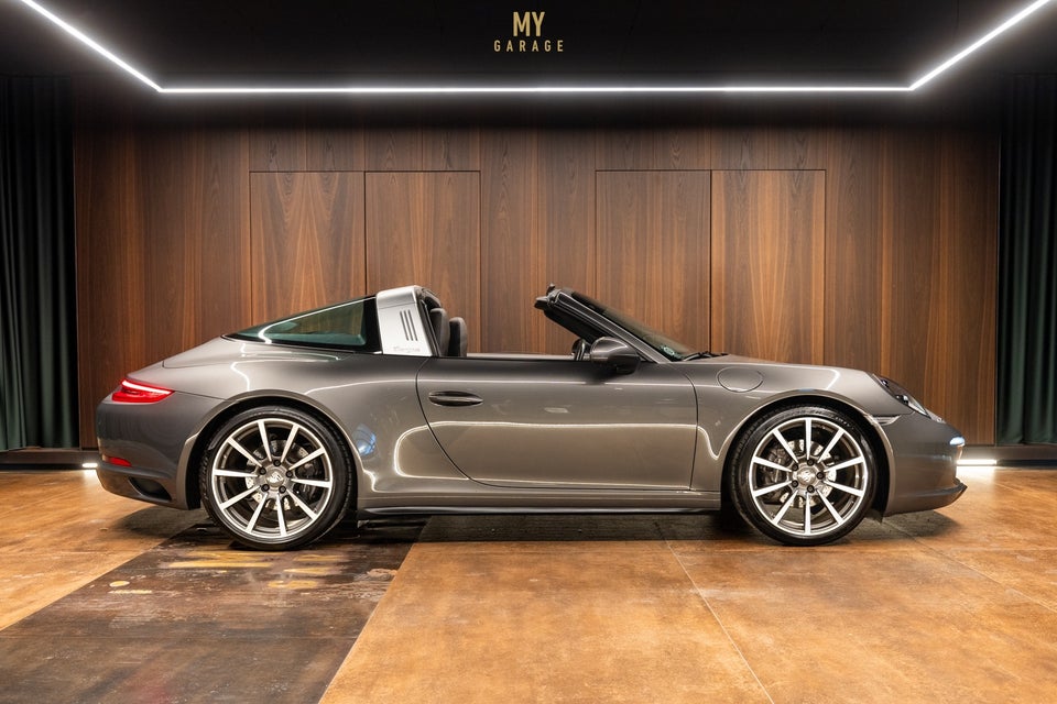 Porsche 911 Targa 4 3,0 PDK 2d