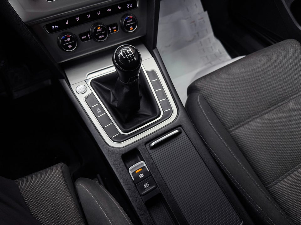 VW Passat 1,6 TDi 120 Comfortline Variant 5d