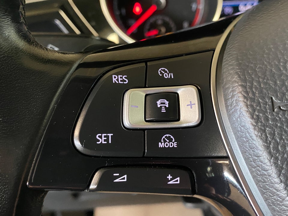 VW Touran 1,4 TSi 150 Highline DSG 7prs 5d