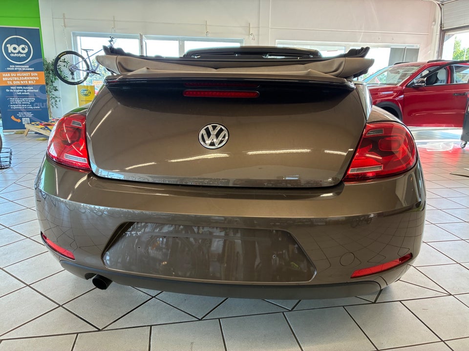 VW The Beetle 1,2 TSi 105 Design Cabriolet 2d