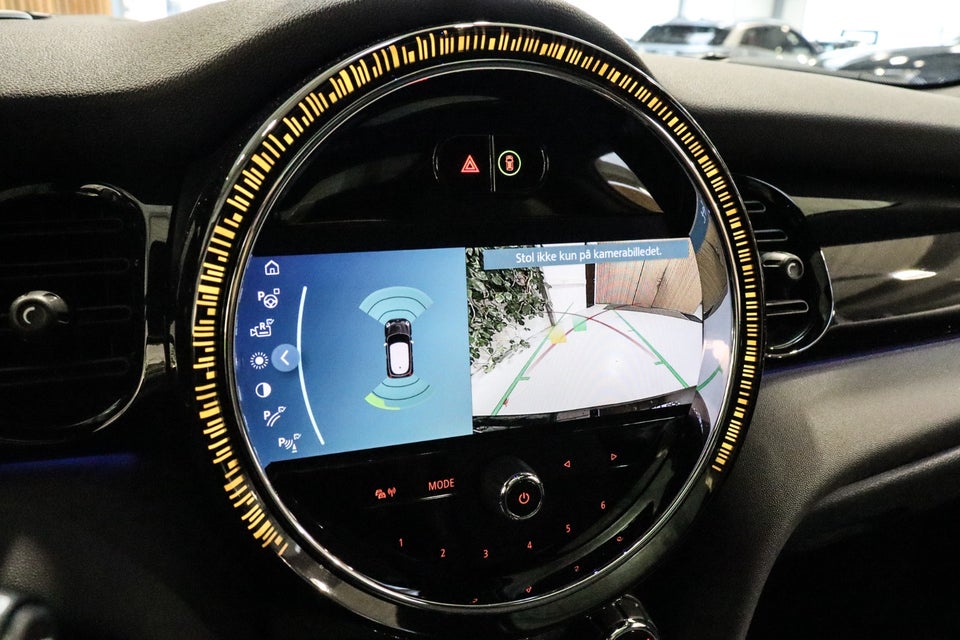 MINI Cooper SE Maximise 3d