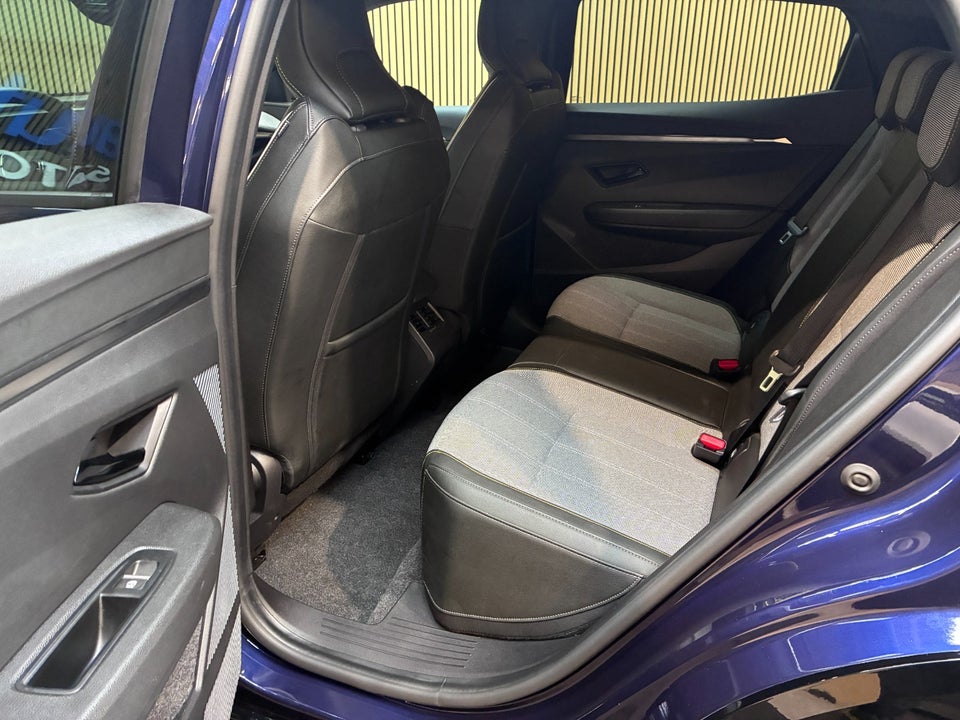 Renault Megane E-Tech 60 Techno 5d