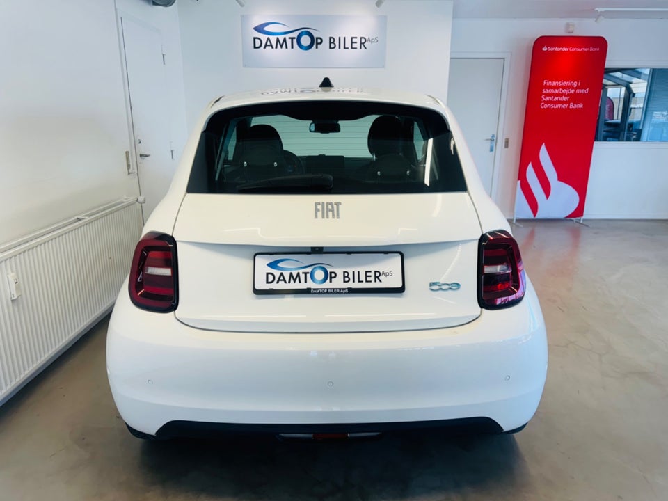 Fiat 500e 42 Icon 3d