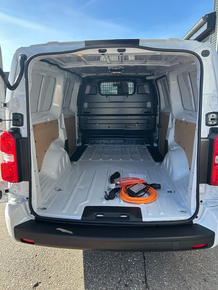 Toyota ProAce 75 Long Comfort Master+