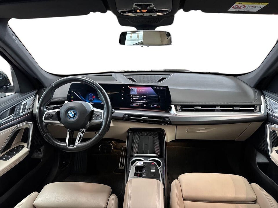 BMW iX1 xDrive30 Fully Charged M-Sport 5d