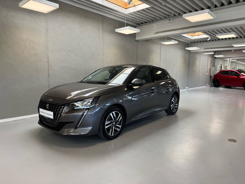 Peugeot 208 1,2 PureTech 100 Allure Sky 5d