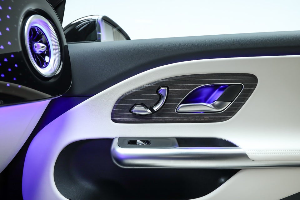 Mercedes CLA250+ EQ Progressive Premium 4d