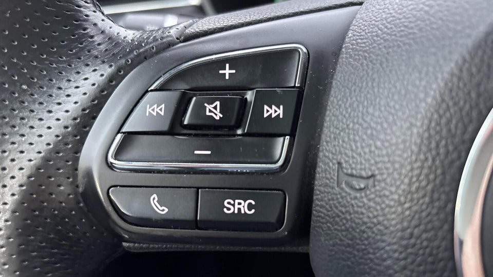 MG Marvel R Performance 5d