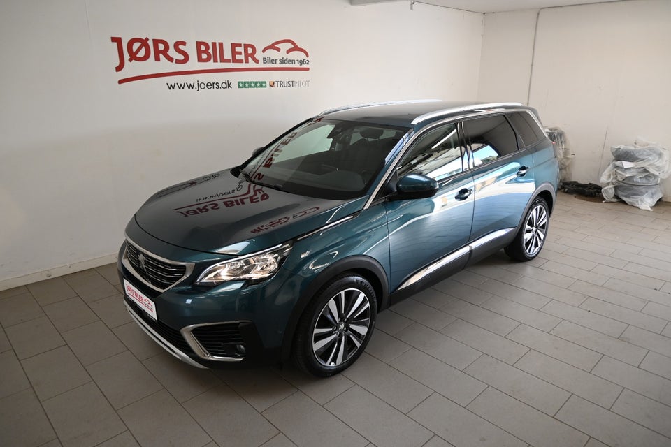 Peugeot 5008 1,2 PureTech 130 Allure 7prs 5d