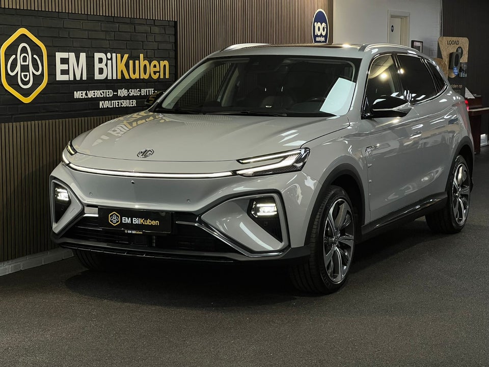 MG Marvel R Luxury 5d