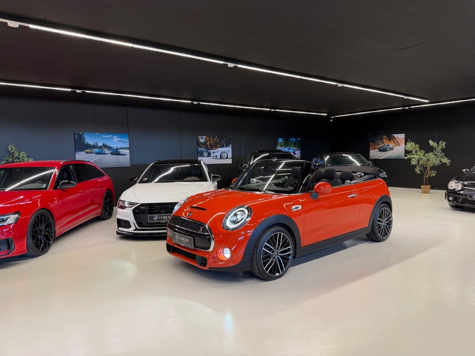 MINI Cooper S 2,0 Essential Cabriolet aut. 2d
