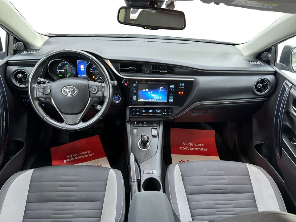 Toyota Auris 1,8 Hybrid H2 Comfort Touring Sports CVT 5d