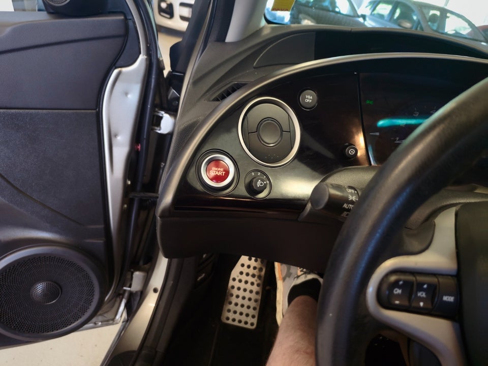 Honda Civic 1,8 Sport 5d
