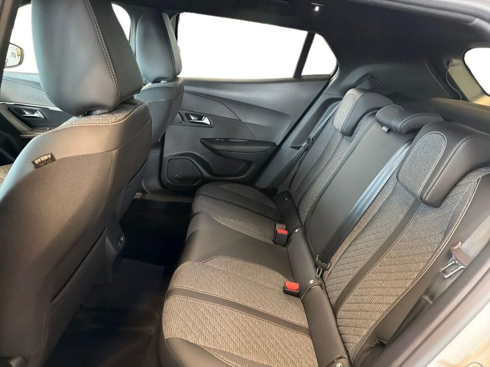 Peugeot 2008 1,2 PureTech 130 Allure EAT8 5d