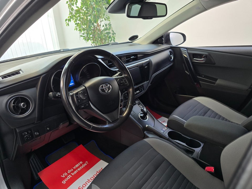 Toyota Auris 1,8 Hybrid H2 Touring Sports CVT 5d