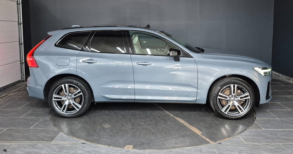 Volvo XC60 2,0 T6 ReCharge Plus Dark aut. AWD 5d
