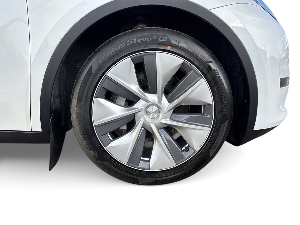 Tesla Model Y Long Range AWD 5d