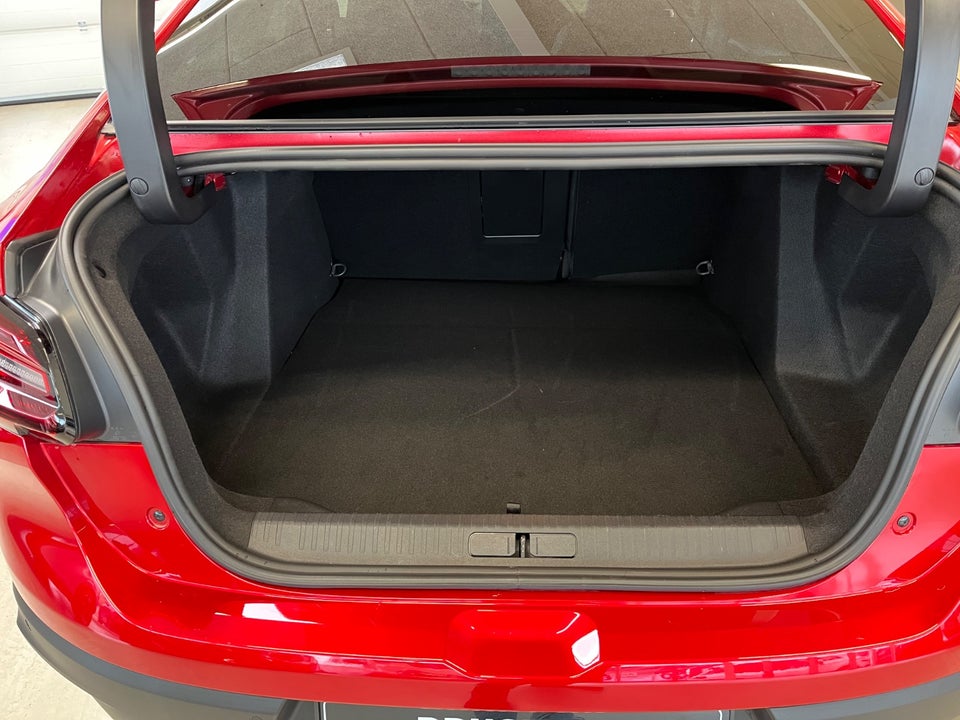 Citroën ë-C4 X 50 Shine Pack 4d