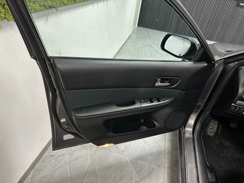 Mazda 6 2,0 Comfort 5d