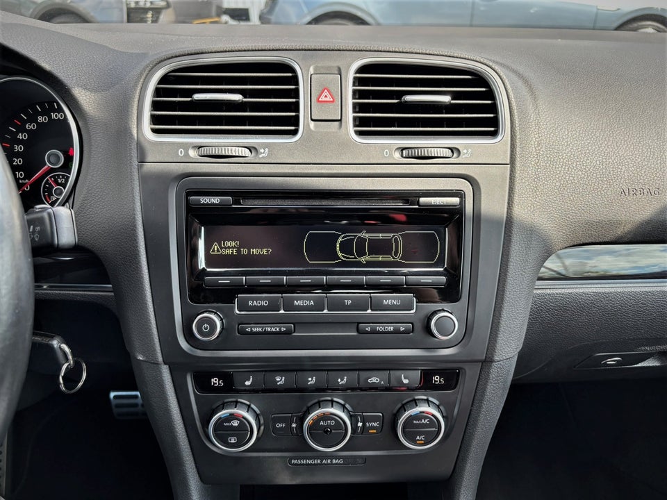 VW Golf VI 1,4 TSi 122 Cabriolet DSG 2d