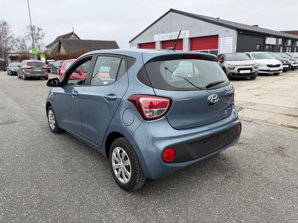 Hyundai i10 1,0 Touch 5d