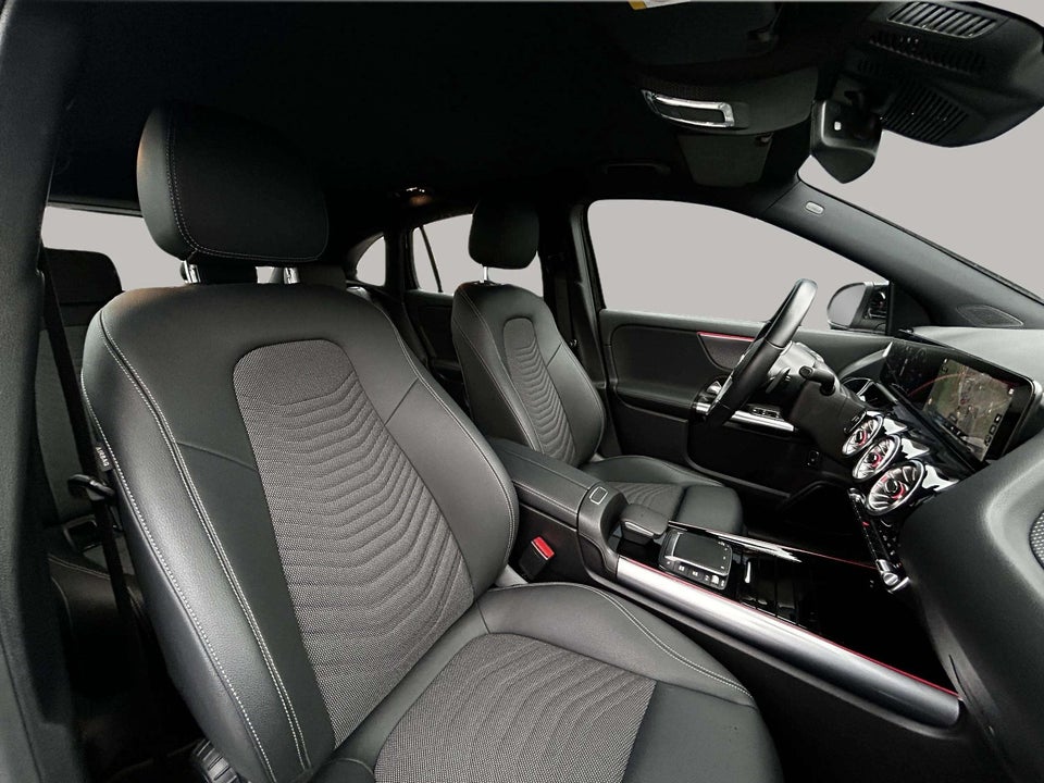 Mercedes EQA250+ Progressive 5d