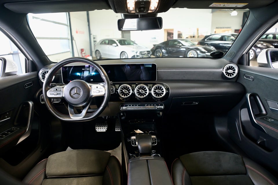 Mercedes A200 1,3 AMG Line aut. 5d