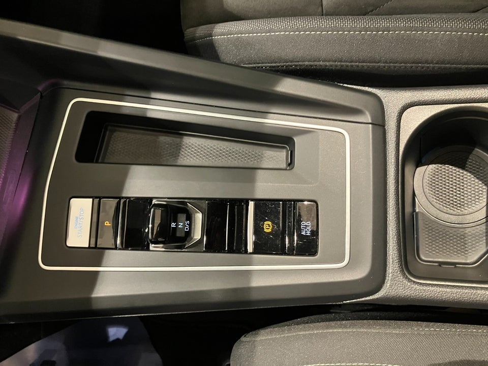 VW Golf VIII 1,4 eHybrid DSG 5d