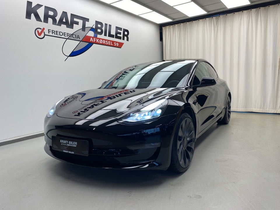 Tesla Model 3 Performance AWD 4d