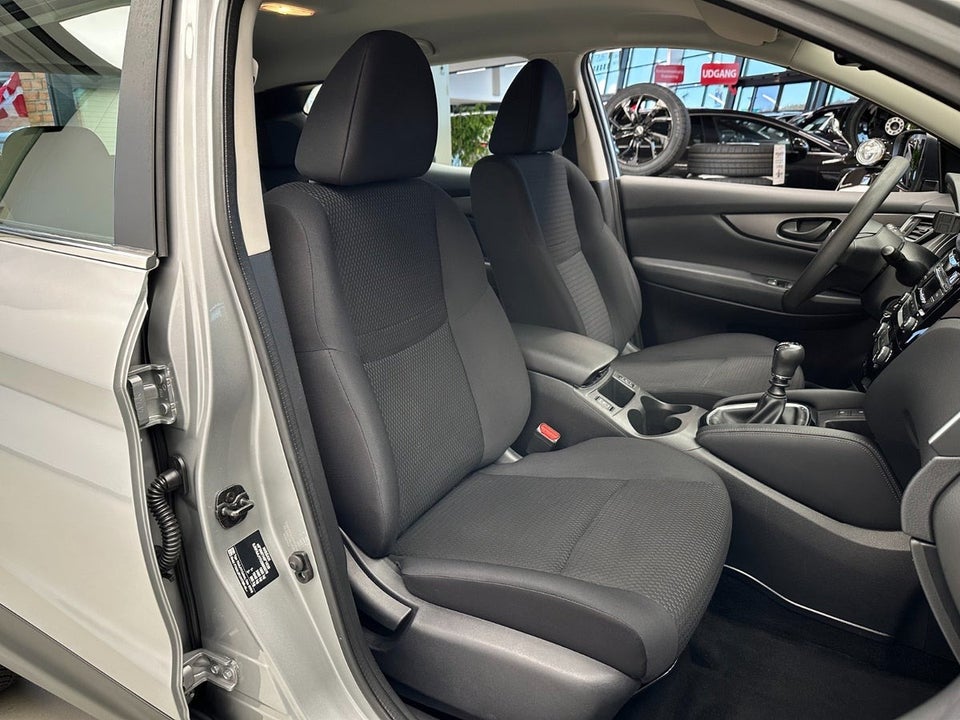 Nissan Qashqai 1,5 dCi 115 Visia 5d