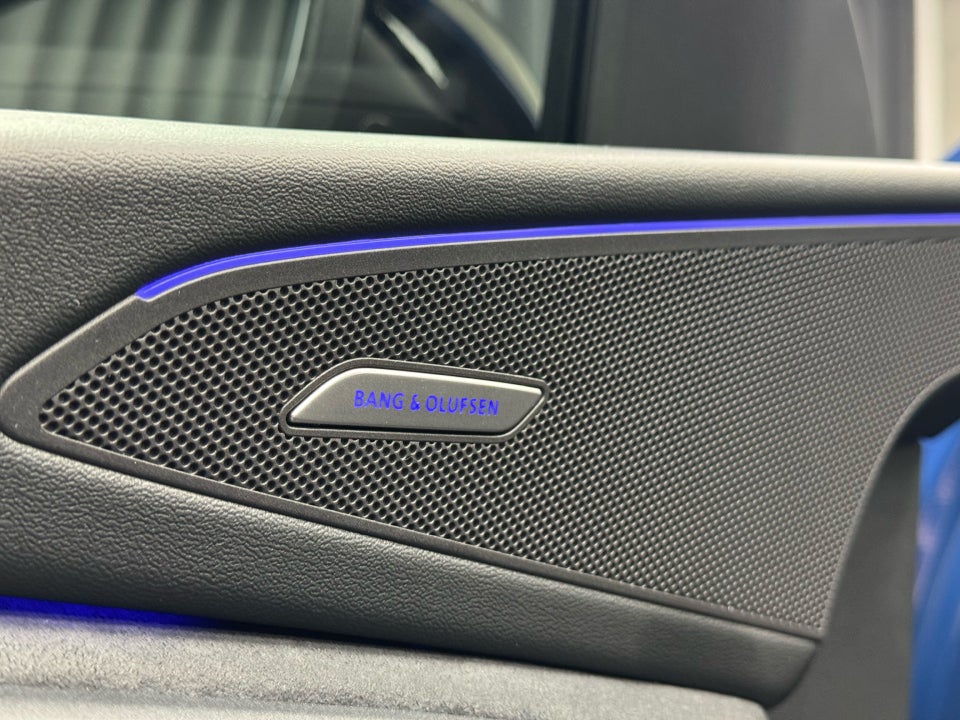 Audi SQ6 e-tron quattro 5d