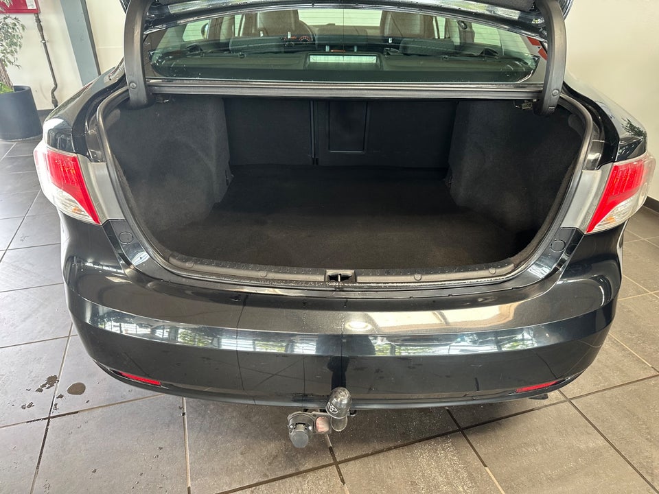 Toyota Avensis 2,0 D-4D T3 4d