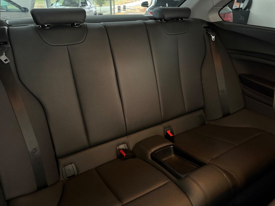 BMW 220i 2,0 Coupé aut. 2d