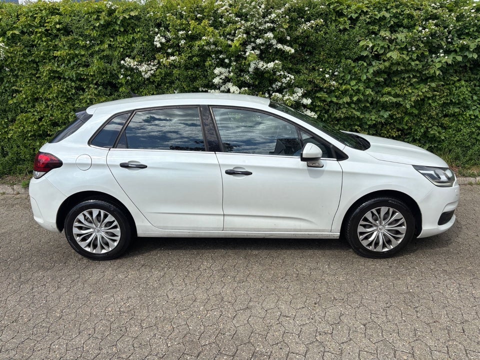 Citroën C4 1,2 PureTech 130 Feel 5d
