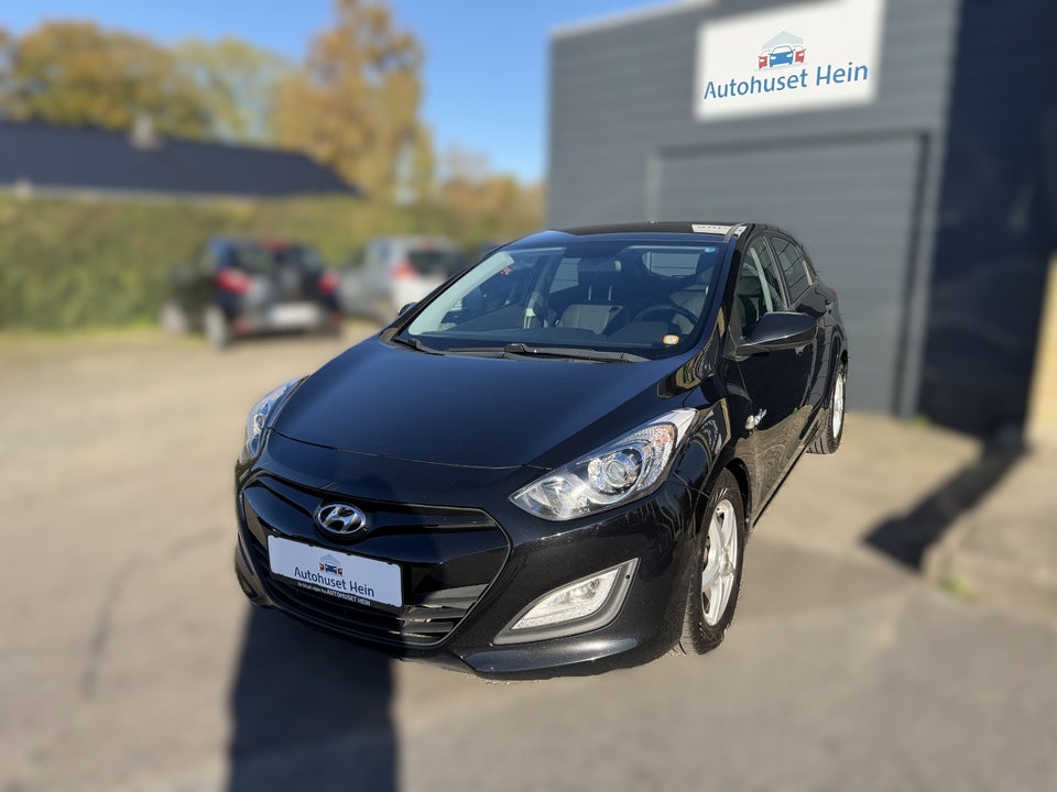 Hyundai i30 1,6 GDi XTR Eco 5d