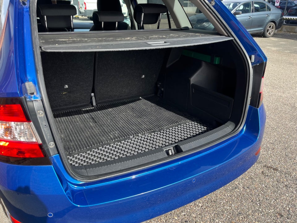 Skoda Fabia 1,0 MPi 75 Ambition Combi 5d